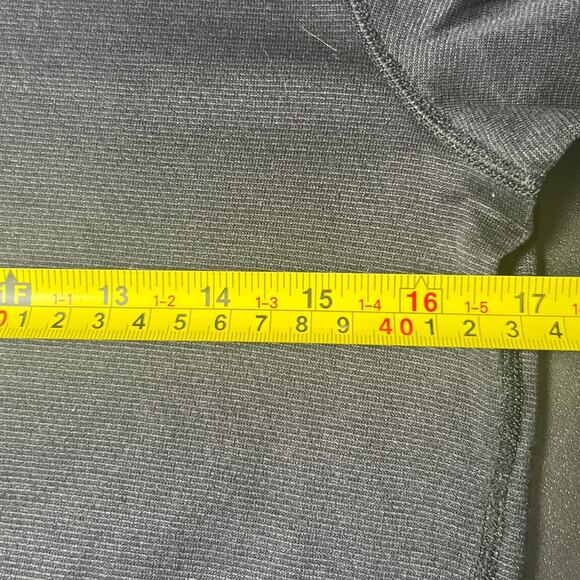 Patagonia Size Medium 100% Polyester Black Long Sleeve Thermal - Picture 7 of 7